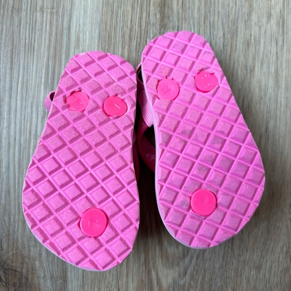 Michael Kors Baby Girl Flip Flop Thong Sandal Pink Orange Gold Size 5 NWT - Picture 6 of 8